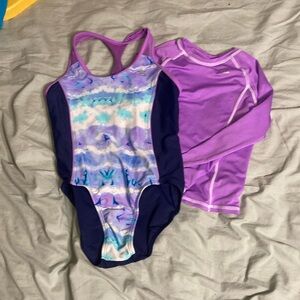 Girls 6/7 swimsuit and swim shirt